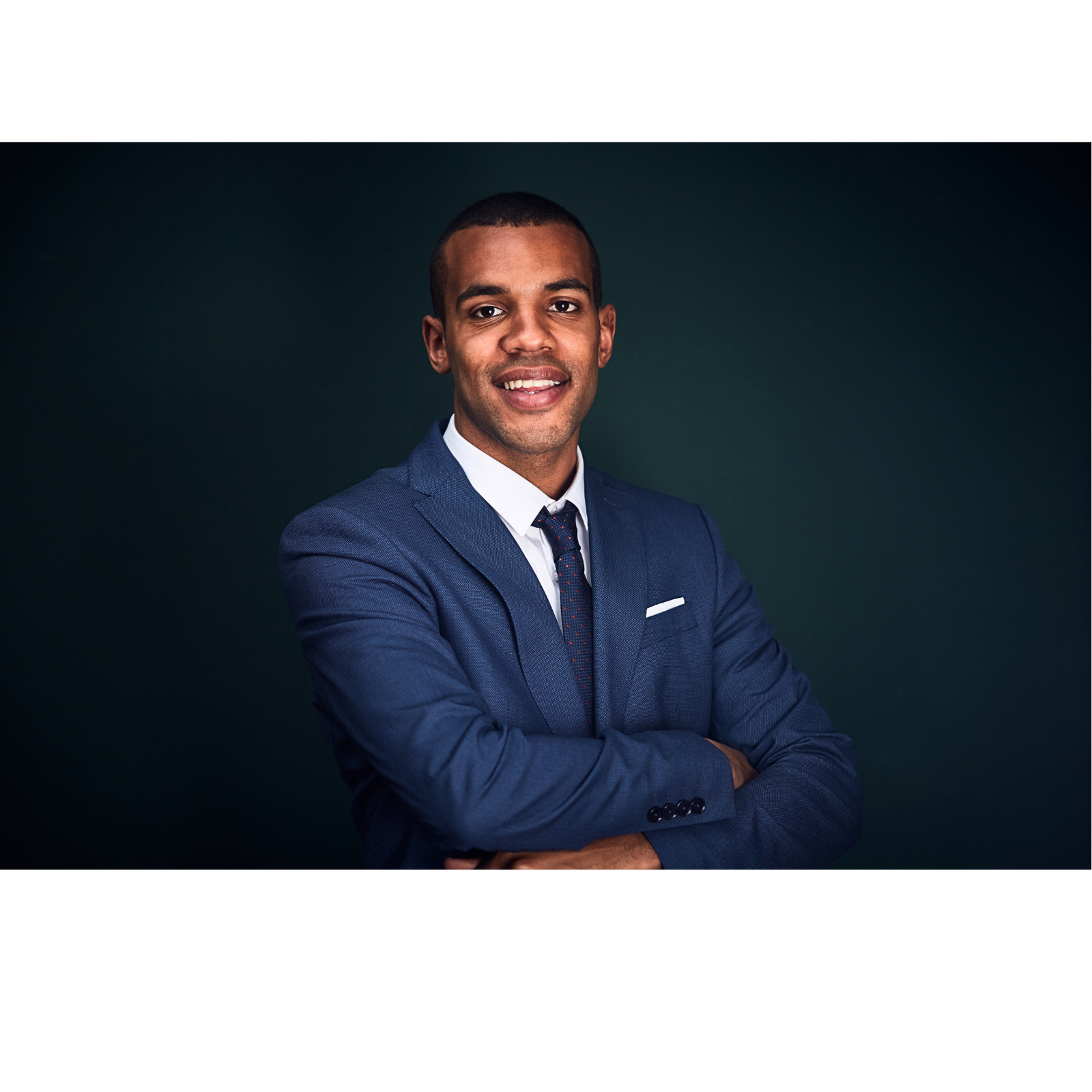 Professional headshot Photo Day Sessions
